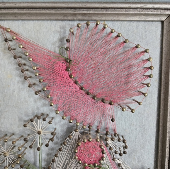 Vintage 1970s String Nail Bonnet Flower Girl Wall Art - Picture 5 of 8